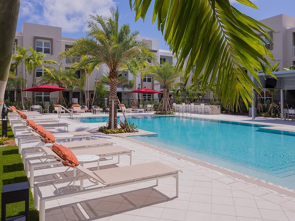 Bell at Broken Sound_Lumin_Pool